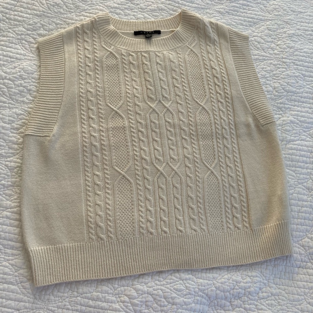 Cable Crew Vest, Women’s Large